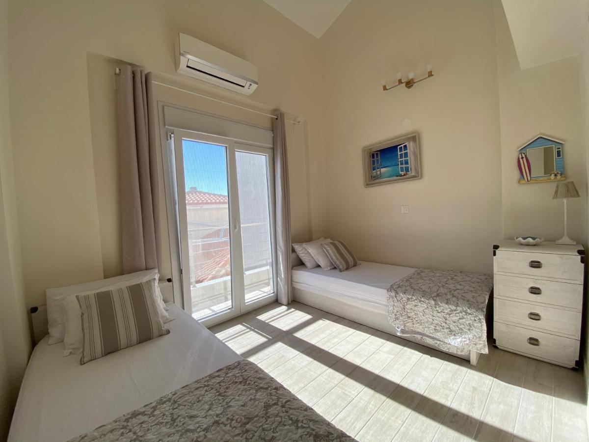 Villa Emerald Luxury Living Nikiti  Eksteriør billede