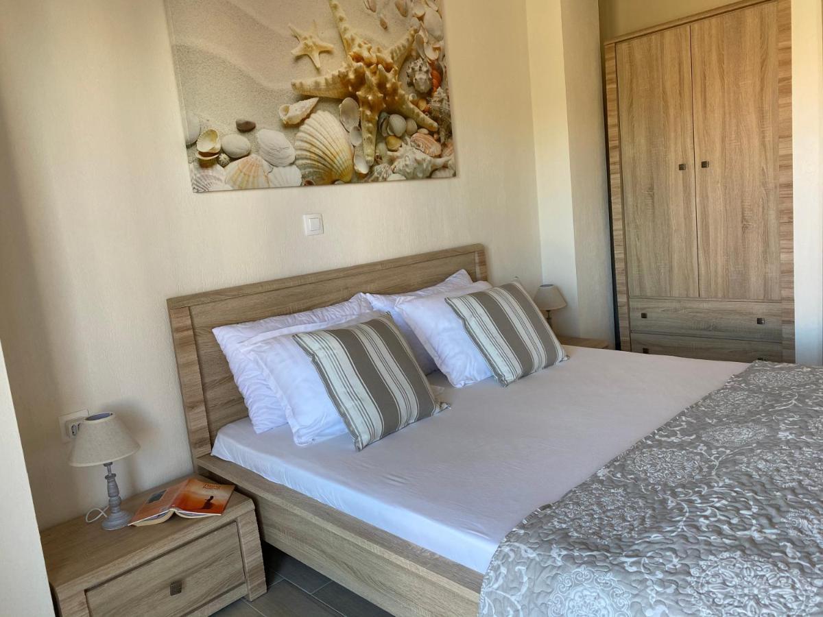 Villa Emerald Luxury Living Nikiti  Eksteriør billede