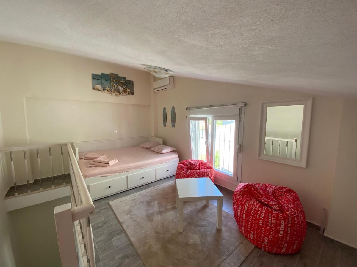 Villa Emerald Luxury Living Nikiti  Eksteriør billede