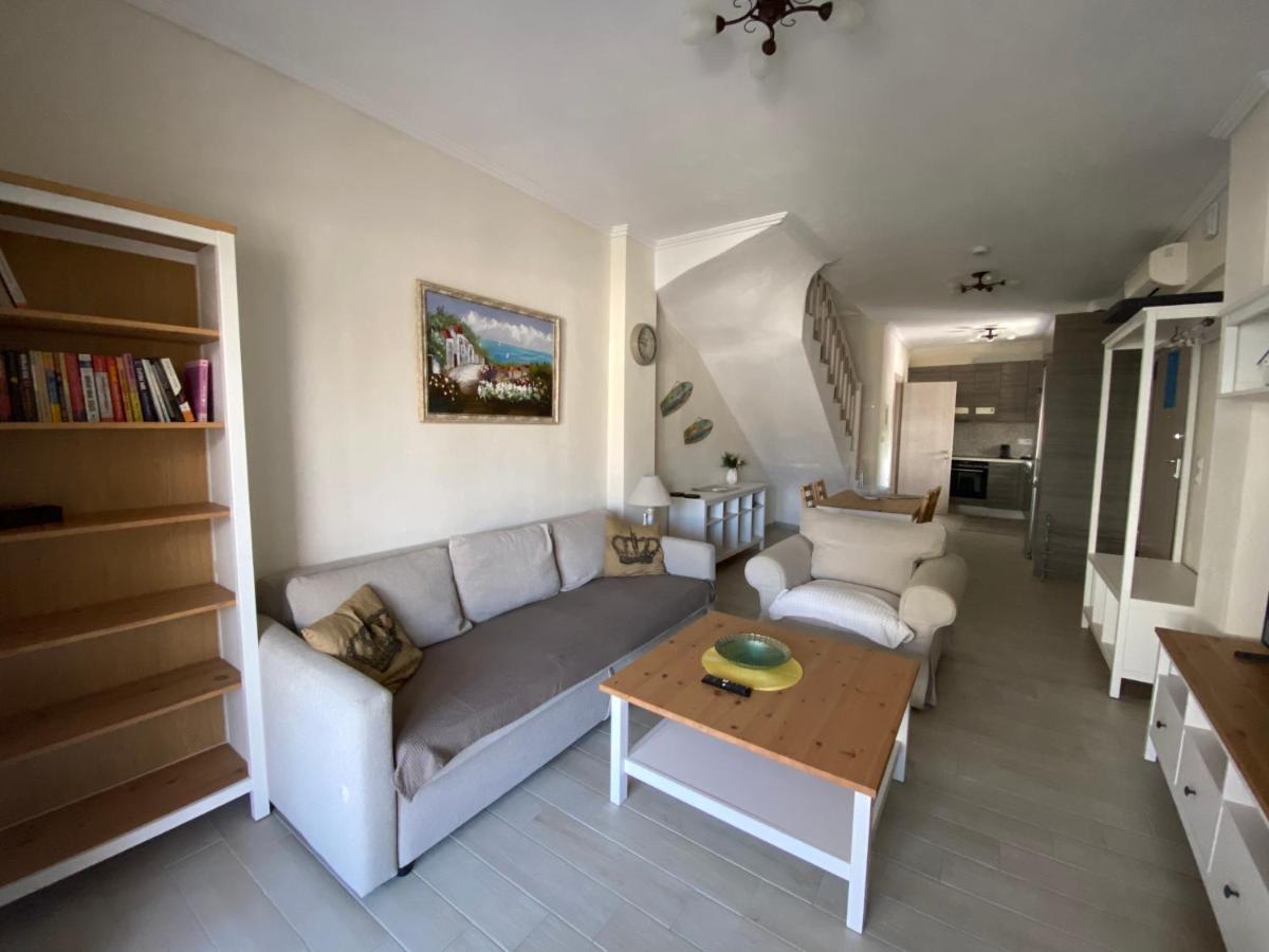 Villa Emerald Luxury Living Nikiti  Eksteriør billede
