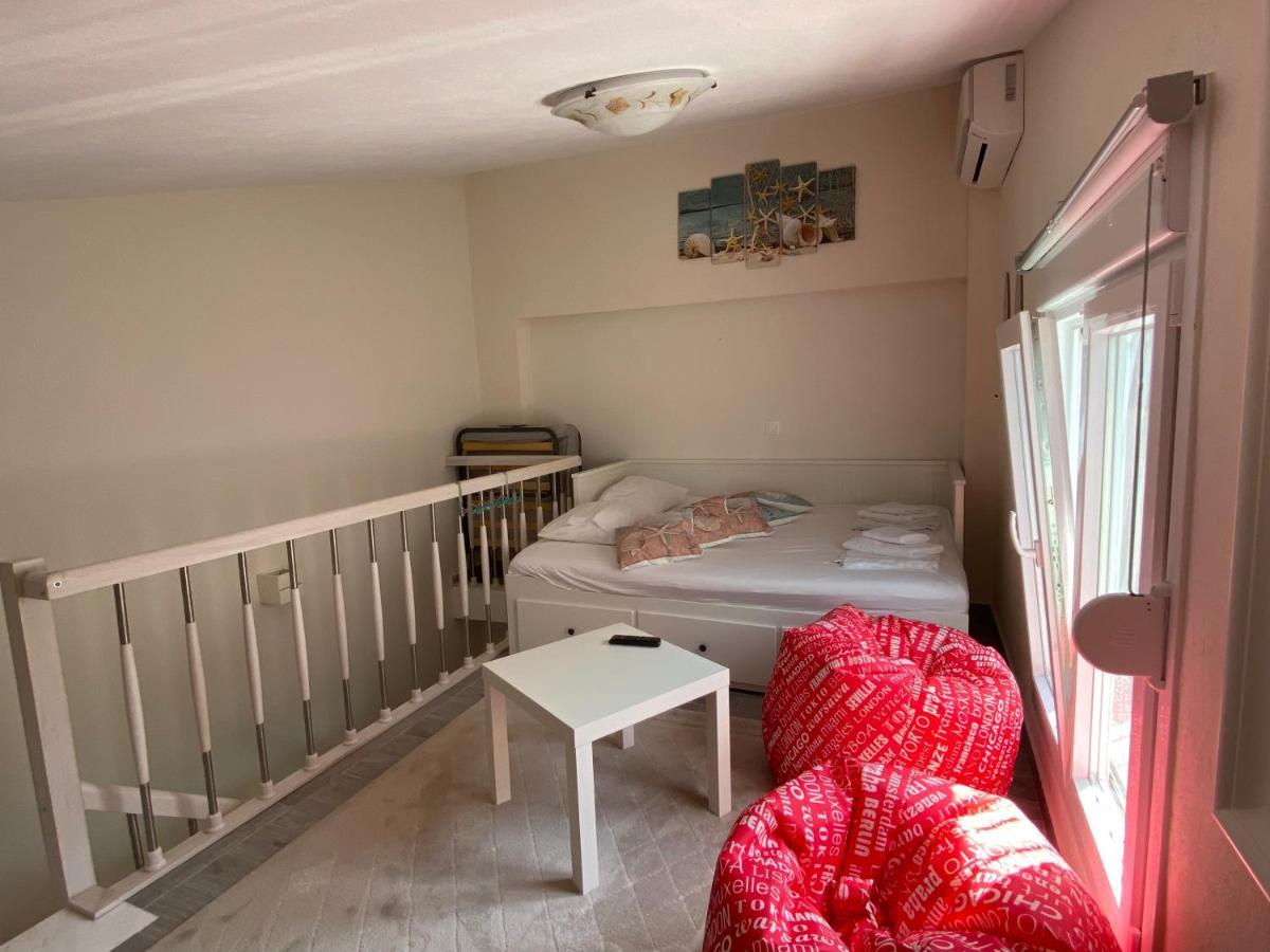 Villa Emerald Luxury Living Nikiti  Eksteriør billede